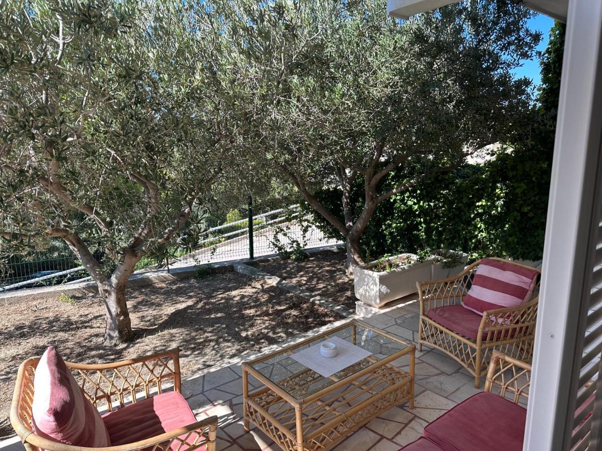 Apartment Jelic Duće Εξωτερικό φωτογραφία