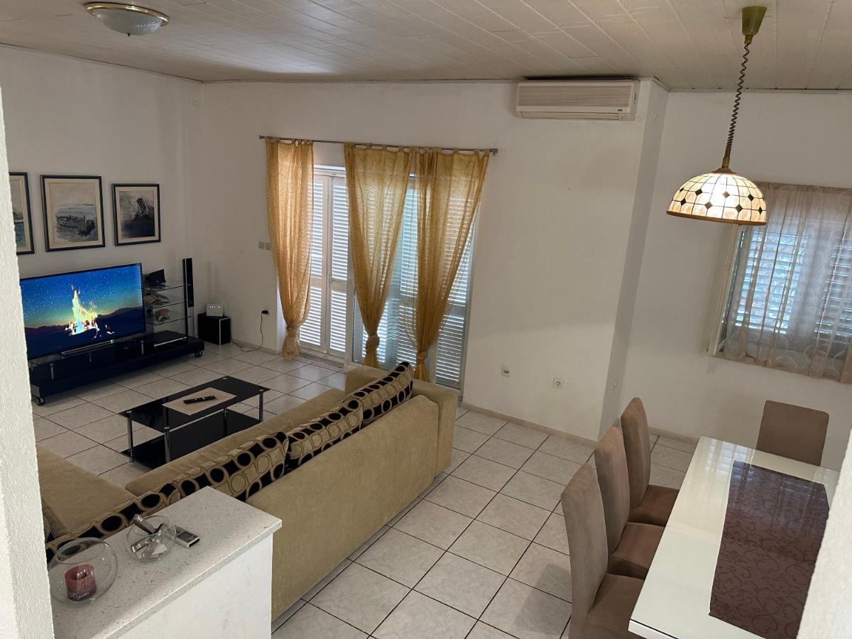 Apartment Jelic Duće Εξωτερικό φωτογραφία